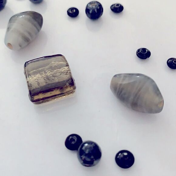 DIY Bracelet Jewelry Glass Gems - Picture 2 of 4